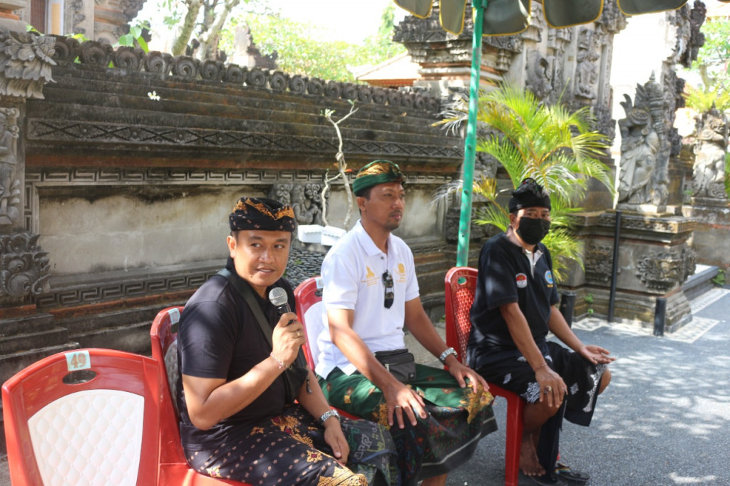 Semangat Sukseskan Vaksinasi Dosis 3 ( Booster ) di Desa Dalung